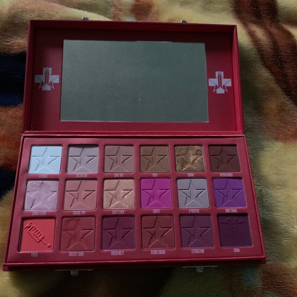Jeffree star BLOOD SUGAR palette